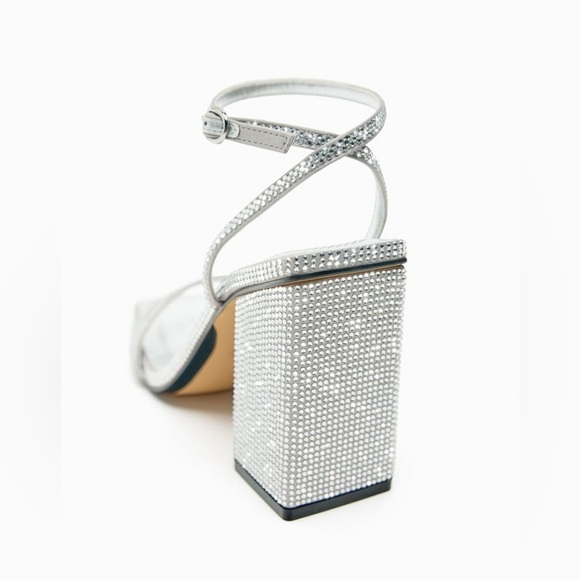 NWT. Zara Rhinestones Block Heel Fabric Sandals. Size 6,5. - Picture 5 of 9